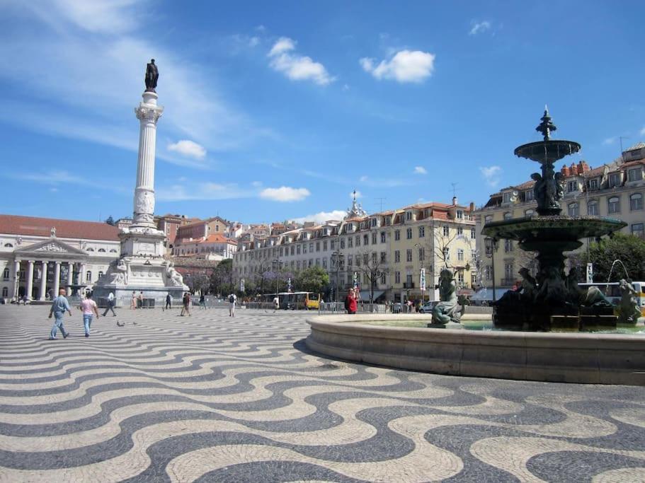 C3 Bairro Alto Cozy Romantic Loft In 18Th Century Building Lisbona Esterno foto
