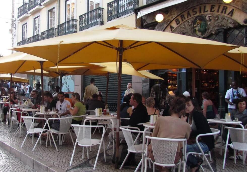 C3 Bairro Alto Cozy Romantic Loft In 18Th Century Building Lisbona Esterno foto