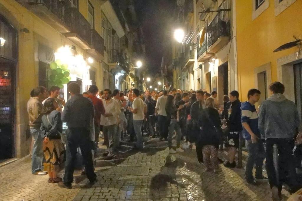 C3 Bairro Alto Cozy Romantic Loft In 18Th Century Building Lisbona Esterno foto