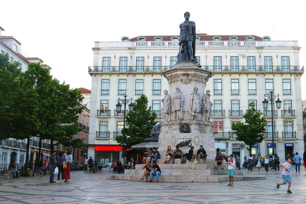 C3 Bairro Alto Cozy Romantic Loft In 18Th Century Building Lisbona Esterno foto