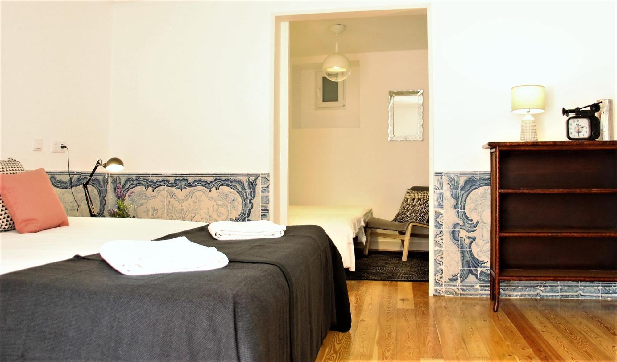 C3 Bairro Alto Cozy Romantic Loft In 18Th Century Building Lisbona Esterno foto