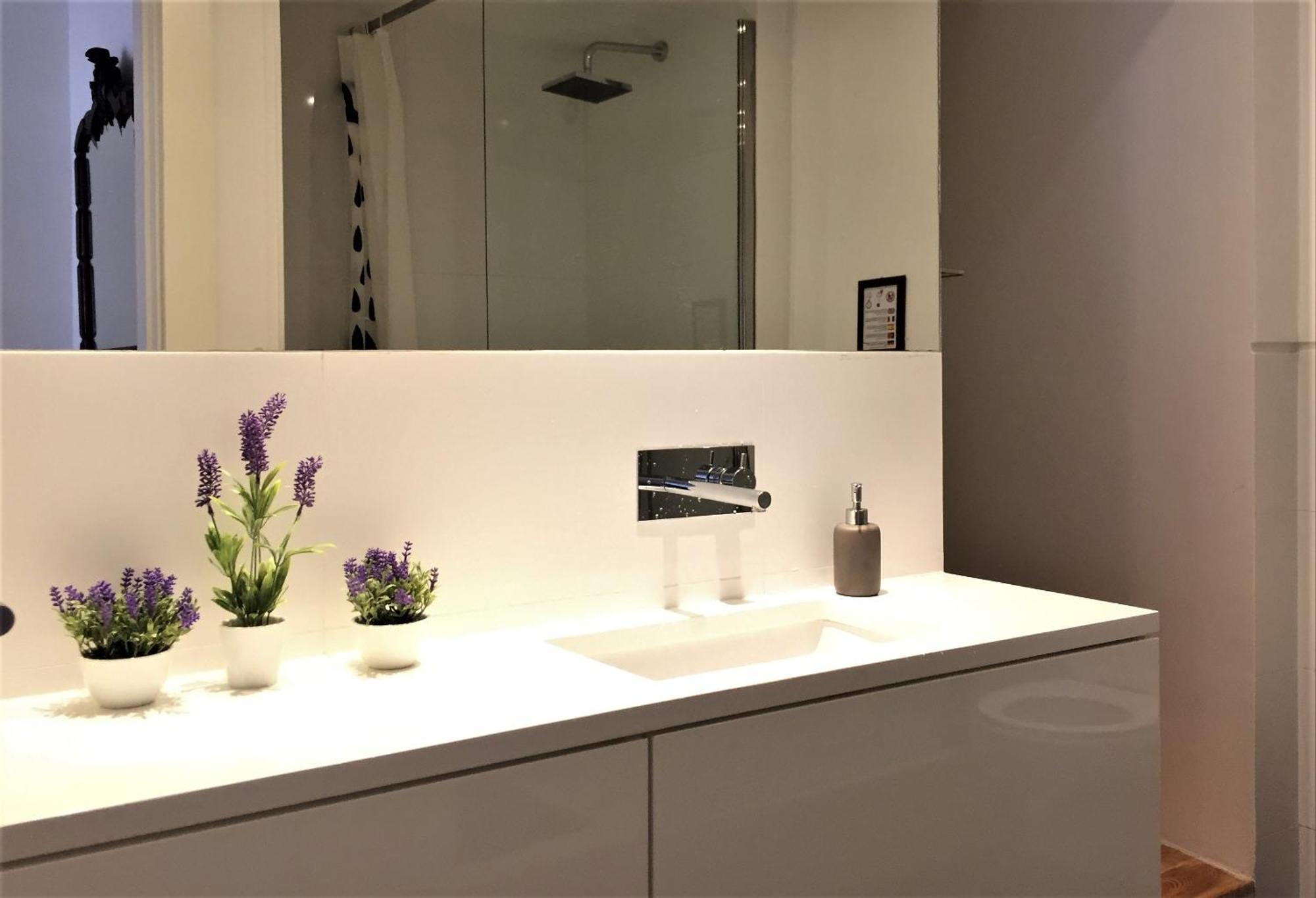 C3 Bairro Alto Cozy Romantic Loft In 18Th Century Building Lisbona Esterno foto