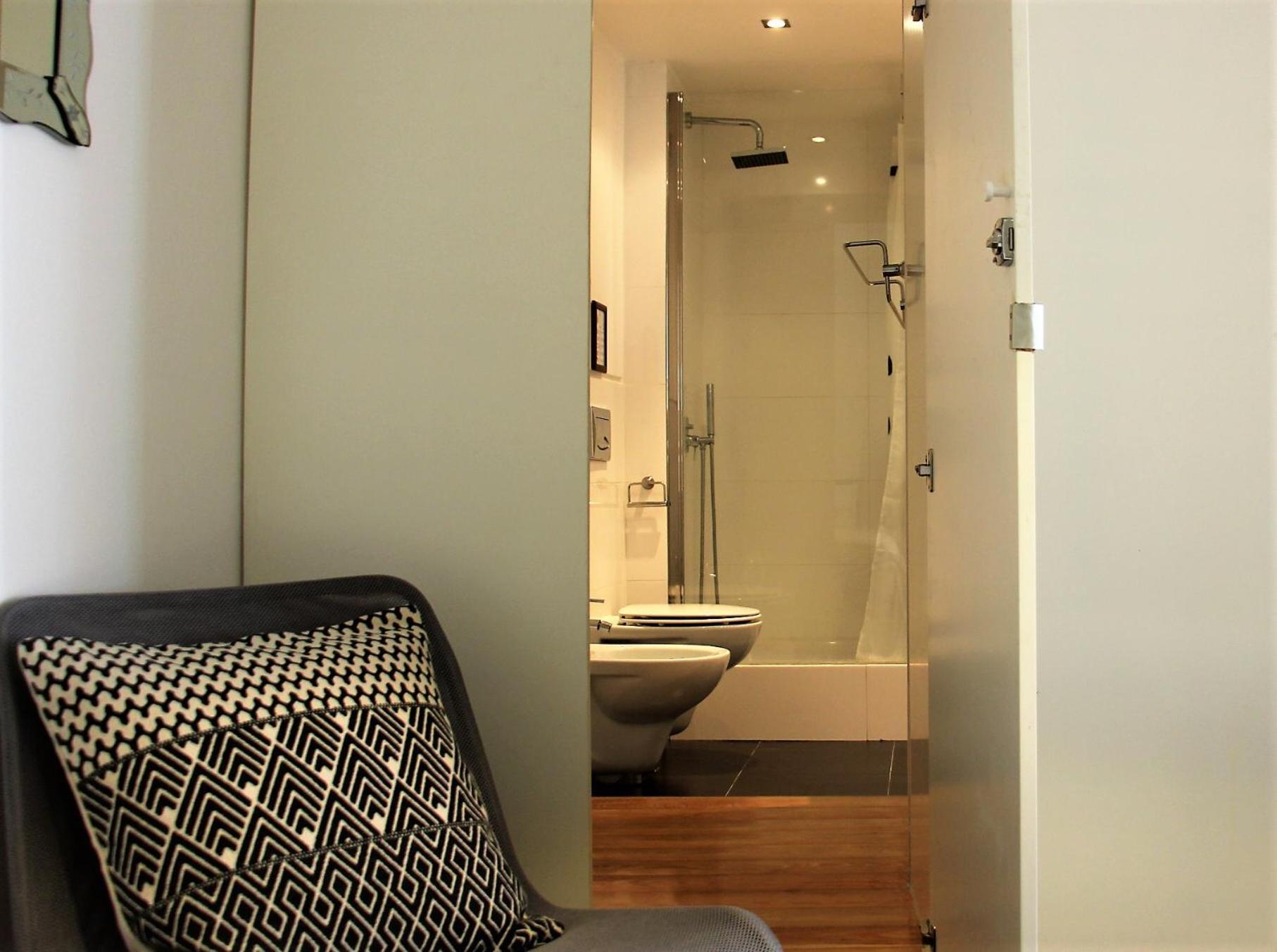 C3 Bairro Alto Cozy Romantic Loft In 18Th Century Building Lisbona Esterno foto